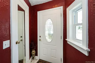 95-20 239th Street, Floral Park, NY 11001 - Photo 3