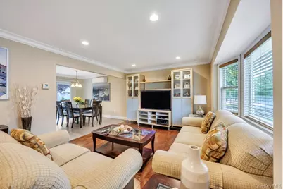 5 E Grove Street, Massapequa, NY 11758 - Photo 7