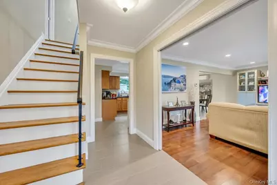 5 E Grove Street, Massapequa, NY 11758 - Photo 3