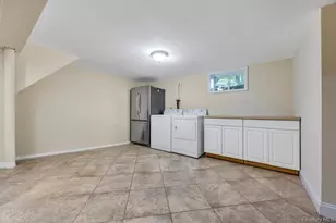 5 E Grove St, Massapequa, NY 11758 - Photo 27