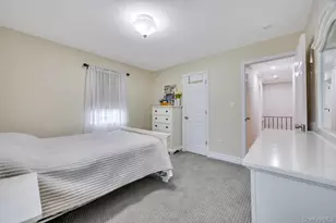 5 E Grove St, Massapequa, NY 11758 - Photo 23
