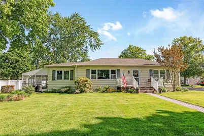 85 Wayne Street, Hauppauge, NY 11788 - Photo 1