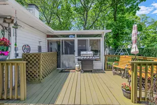 49 Washington Ave, Mastic Beach, NY 11951 - Photo 29