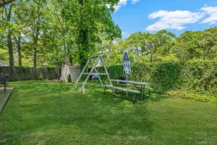 49 Washington Ave, Mastic Beach, NY 11951 - Photo 31