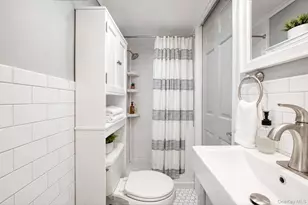 49 Washington Ave, Mastic Beach, NY 11951 - Photo 25