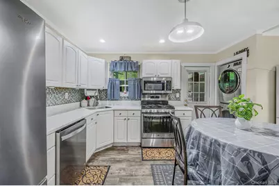 49 Washington Avenue, Mastic Beach, NY 11951 - Photo 9