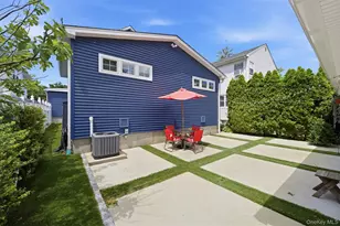 72 E Hitchcock Ave, Floral Park, NY 11001 - Photo 23