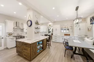 72 E Hitchcock Ave, Floral Park, NY 11001 - Photo 5