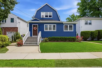 72 E Hitchcock Avenue, Floral Park, NY 11001 - Photo 1