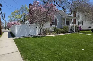 3 Benjamin Ave, Amityville, NY 11701 - Photo 25