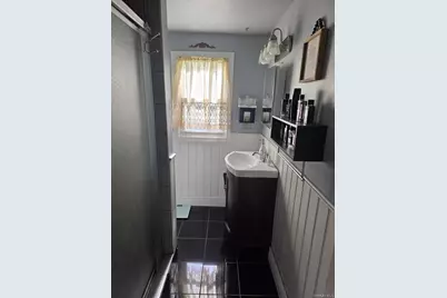 3 Benjamin Avenue, Amityville, NY 11701 - Photo 11