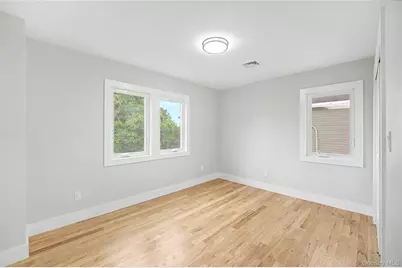 105 Moore Street, New Hyde Park, NY 11040 - Photo 27