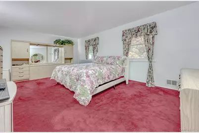 20 Dolphin Road, New City, NY 10956 - Photo 11