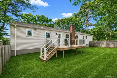 2 Linden Avenue, Holtsville, NY 11742 - Photo 31