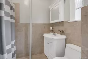 4784 Boston Post Rd, Pelham, NY 10803 - Photo 13