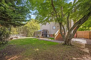 233 Walnut St, Massapequa Park, NY 11762 - Photo 27