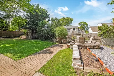233 Walnut Street, Massapequa Park, NY 11762 - Photo 29