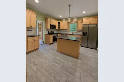 248 N Highland Avenue, Chestnut Ridge, NY 10965 - Photo 13