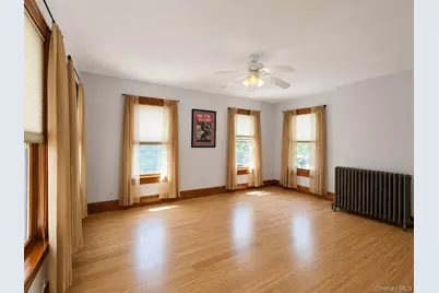 248 N Highland Avenue, Chestnut Ridge, NY 10965 - Photo 9