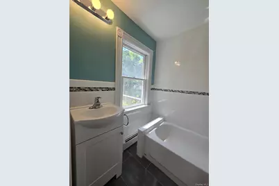 248 N Highland Avenue, Chestnut Ridge, NY 10965 - Photo 19