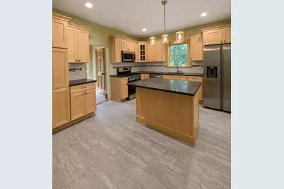 248 N Highland Avenue, Chestnut Ridge, NY 10965 - Photo 11
