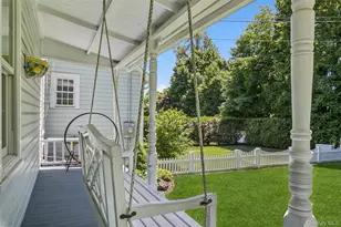 29 Three Sisters Rd, Saint James, NY 11780 - Photo 13