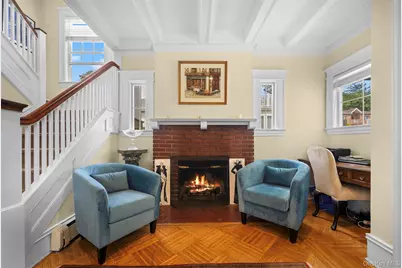 51 Maple Drive, Great Neck, NY 11021 - Photo 3
