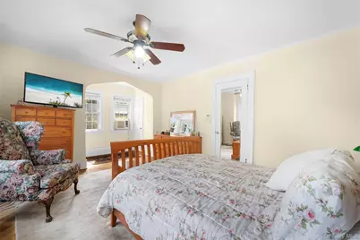51 Maple Drive, Great Neck, NY 11021 - Photo 15