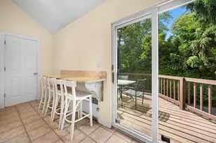 51 Maple Dr, Great Neck, NY 11021 - Photo 13