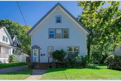 20 Dewey Street #2nd Floor, Huntington, NY 11743 - Photo 1