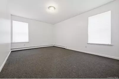 390 Atlantic Street, Copiague, NY 11726 - Photo 23