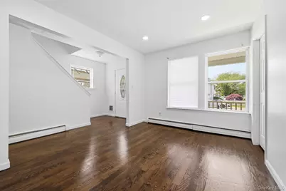 390 Atlantic Street, Copiague, NY 11726 - Photo 19