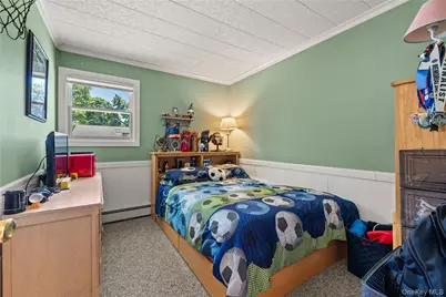 40 Alden Avenue, West Islip, NY 11795 - Photo 9