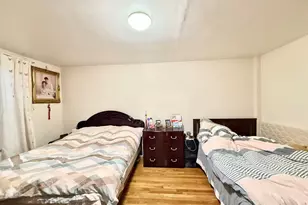 138-70 Elder Ave, Flushing, NY 11355 - Photo 9