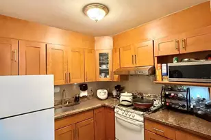 138-70 Elder Ave, Flushing, NY 11355 - Photo 3