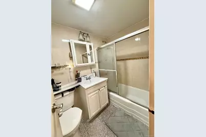 138-70 Elder Avenue #7G, Flushing, NY 11355 - Photo 9