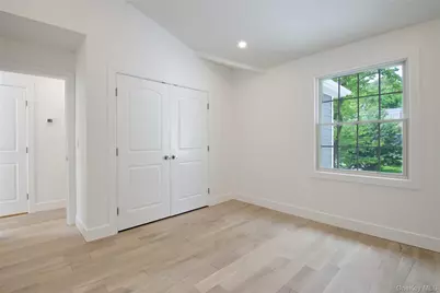 30 Kirkwood #B, Port Washington, NY 11050 - Photo 25