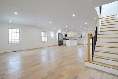 30 Kirkwood #B, Port Washington, NY 11050 - Photo 5