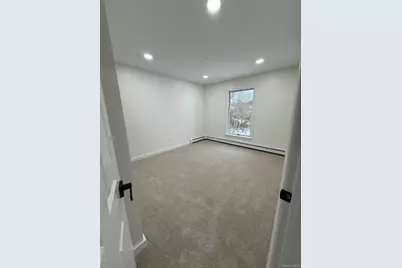 24 Kimberly Court, Calverton, NY 11933 - Photo 19