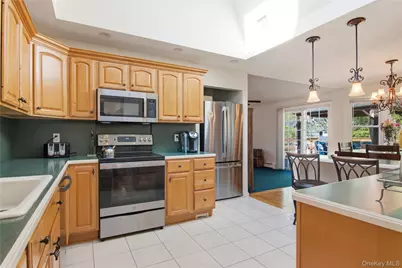 157 Belleview Avenue, Center Moriches, NY 11934 - Photo 17