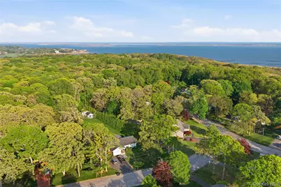 157 Belleview Avenue, Center Moriches, NY 11934 - Photo 41