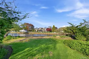 31 The Moor, East Islip, NY 11730 - Photo 37