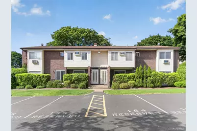 10E Blue Hill #10E, Orangeburg, NY 10962 - Photo 1