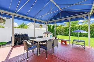 84 E Lakewood St, Patchogue, NY 11772 - Photo 27
