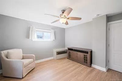 84 E Lakewood Street, Patchogue, NY 11772 - Photo 9
