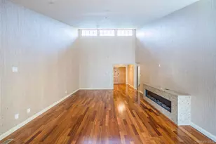 215 Hornbill Dr, Manhasset, NY 11030 - Photo 5