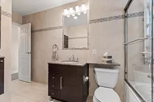 21 Beaumont Dr, Plainview, NY 11803 - Photo 23