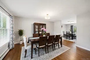 20 Essex Cir, Shirley, NY 11967 - Photo 11