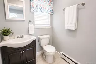 20 Essex Cir, Shirley, NY 11967 - Photo 27