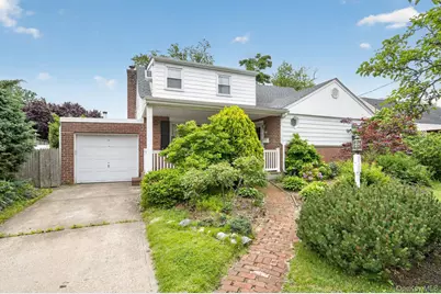 567 Pearl Street, Oceanside, NY 11572 - Photo 1